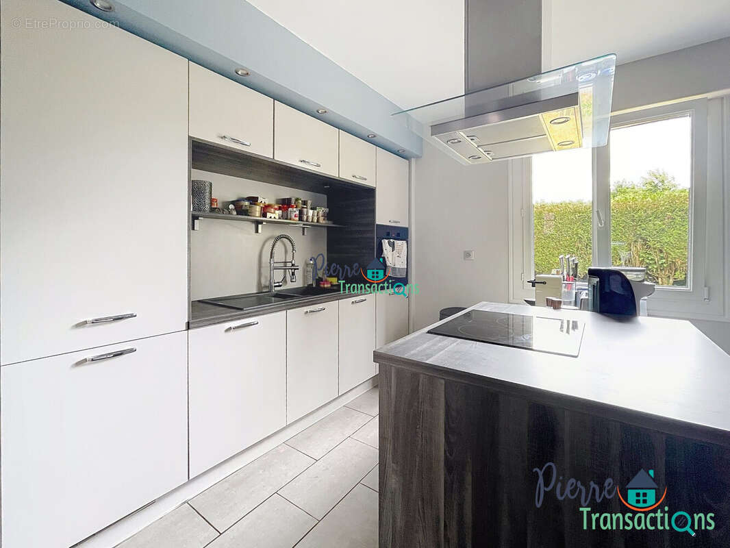 Maison 200 m² à Lillebonne  - photo 2