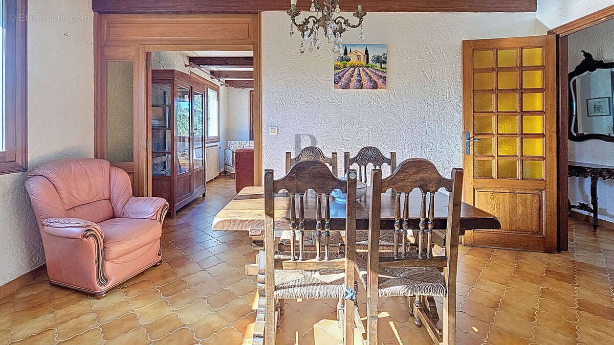 Appartement à SAINT-RAPHAEL