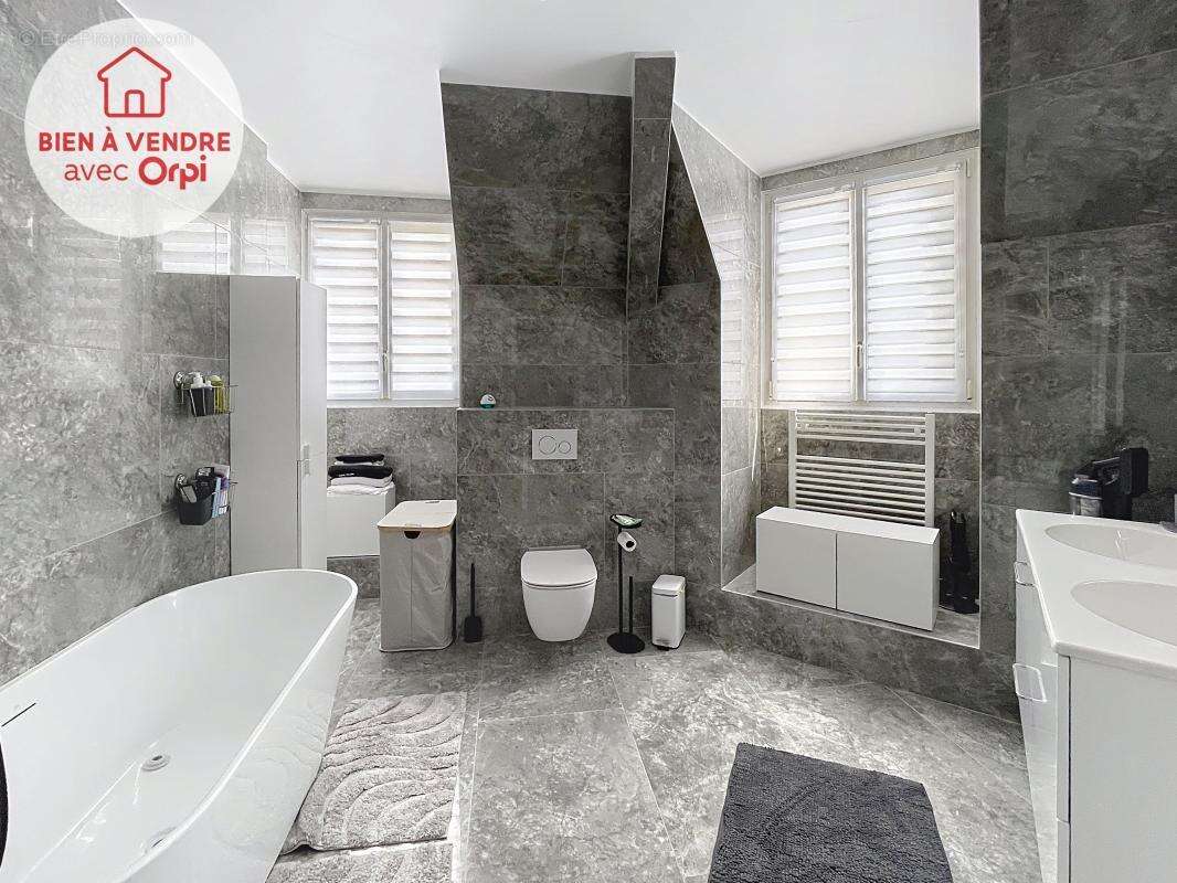 Appartement à MANTES-LA-JOLIE