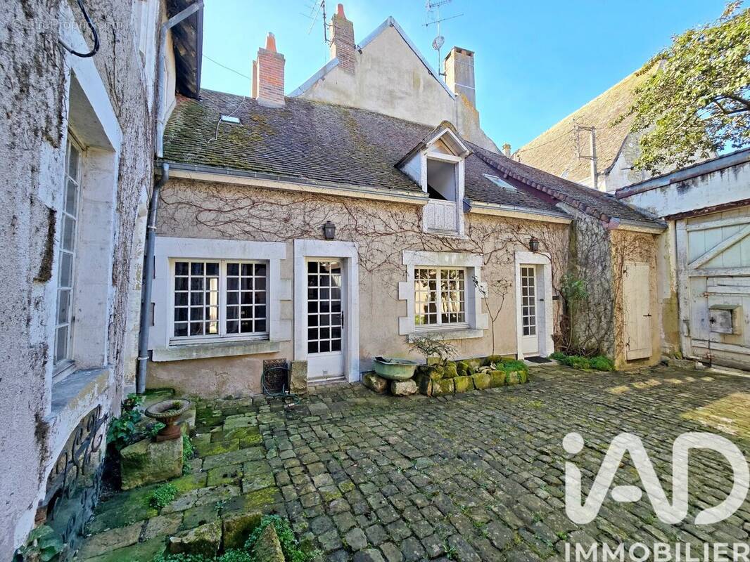 Photo 1 - Maison à LEVROUX