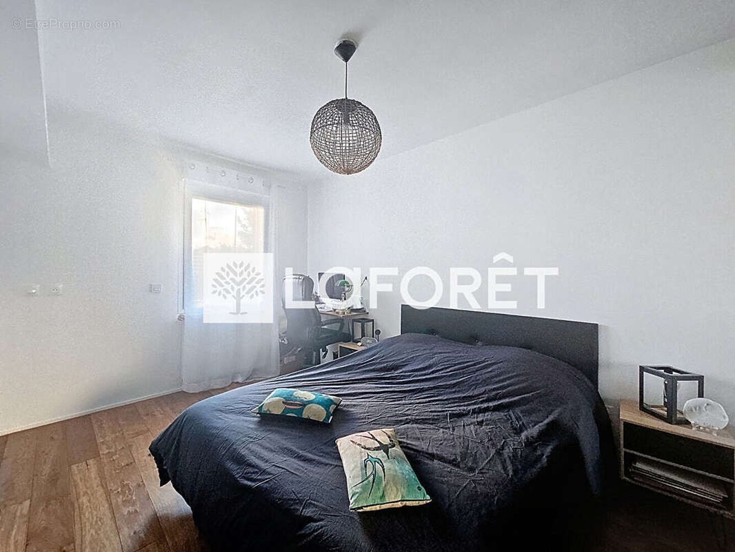 Appartement à MOISSY-CRAMAYEL
