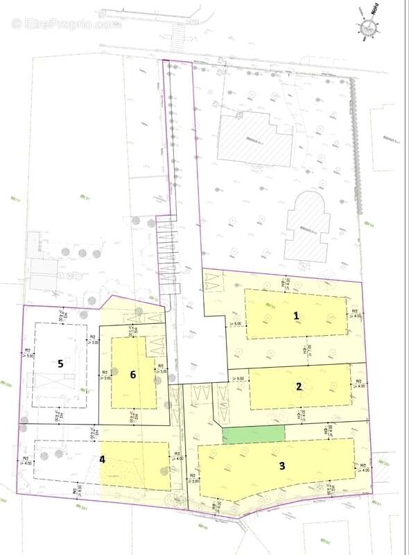 Terrain à SAINT-ESTEVE