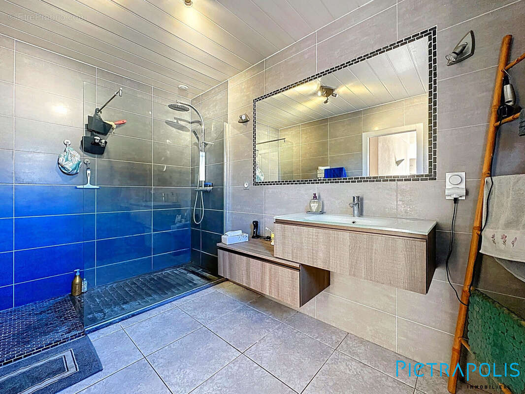 Maison à BALARUC-LE-VIEUX