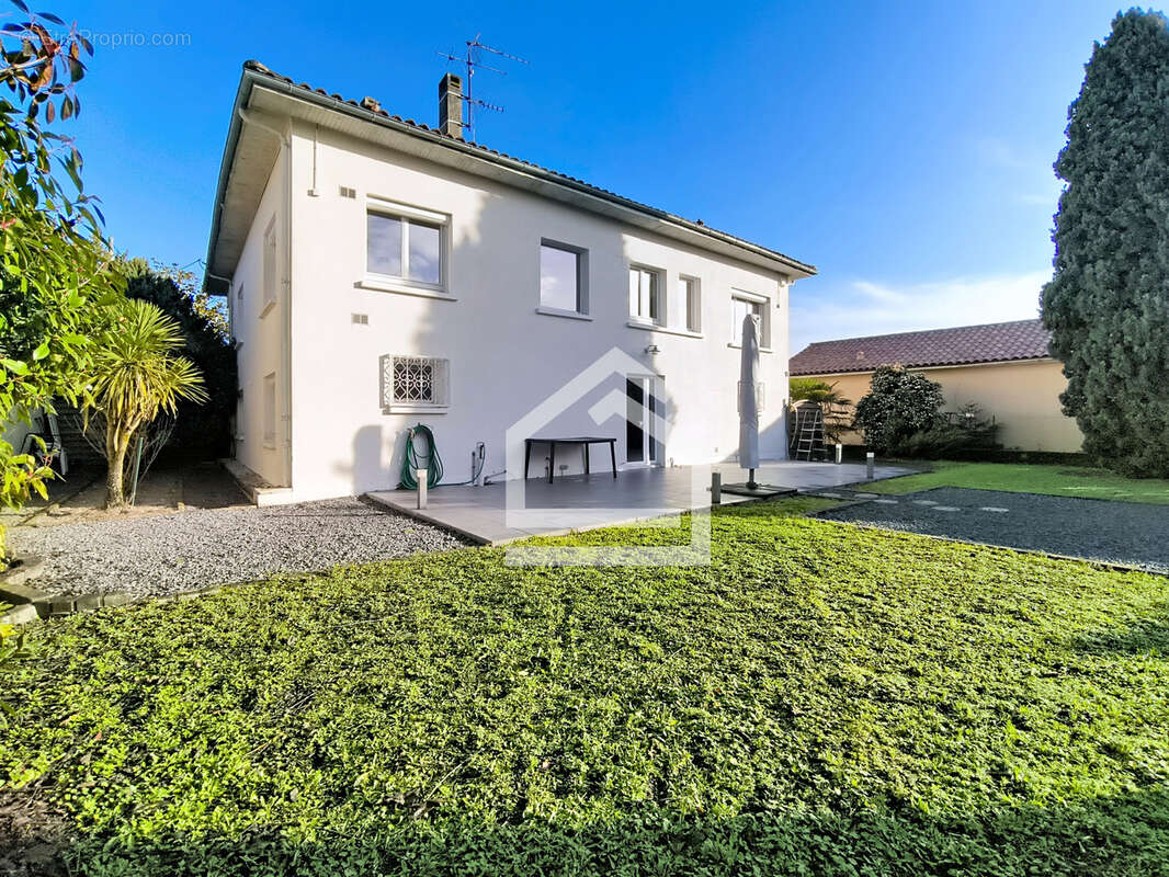 Maison à MERIGNAC