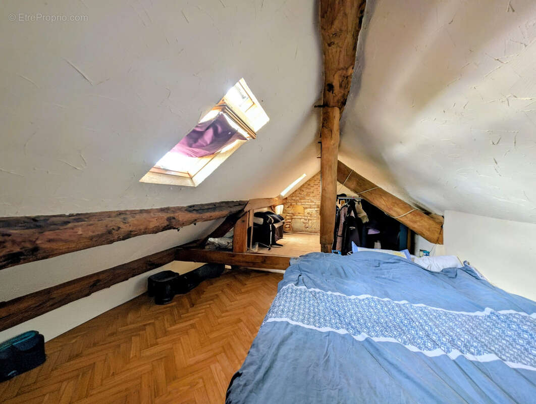 Maison à CERNY