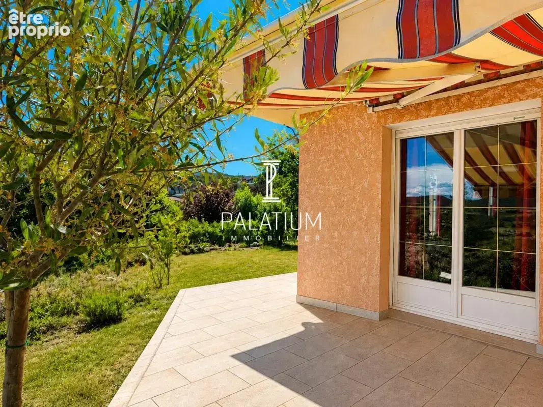 Villa provençale avec vaste terrasse et vue dégagée - photo 3