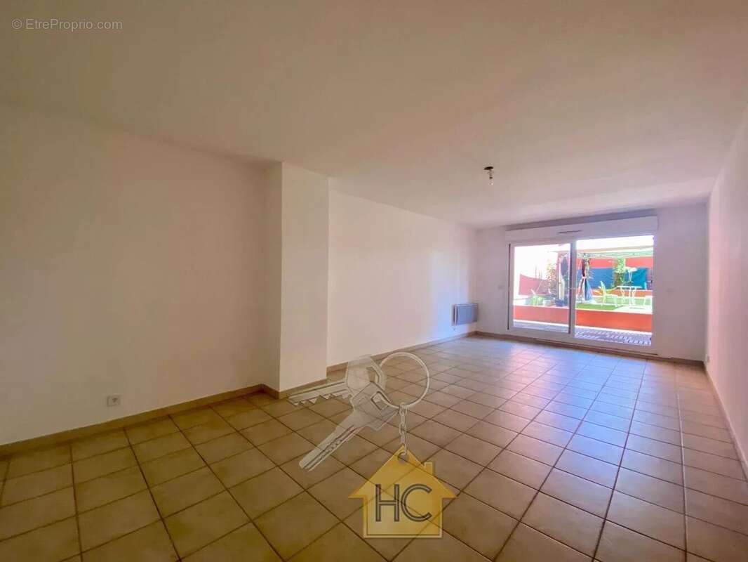 Appartement à MANDELIEU-LA-NAPOULE