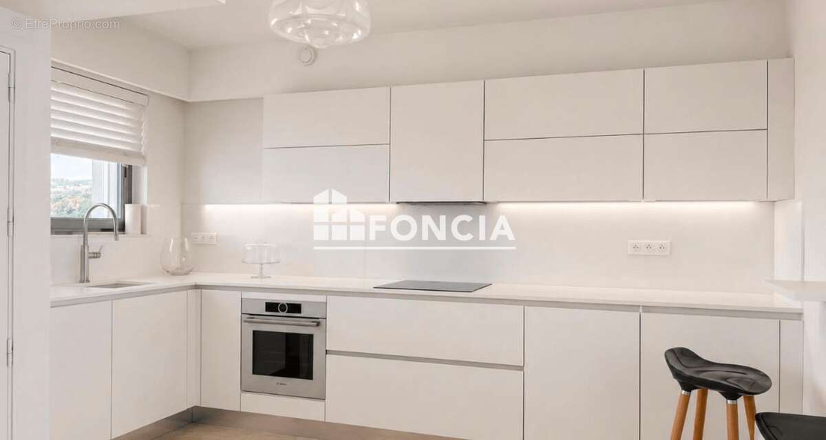 Appartement à VILLENEUVE-LOUBET