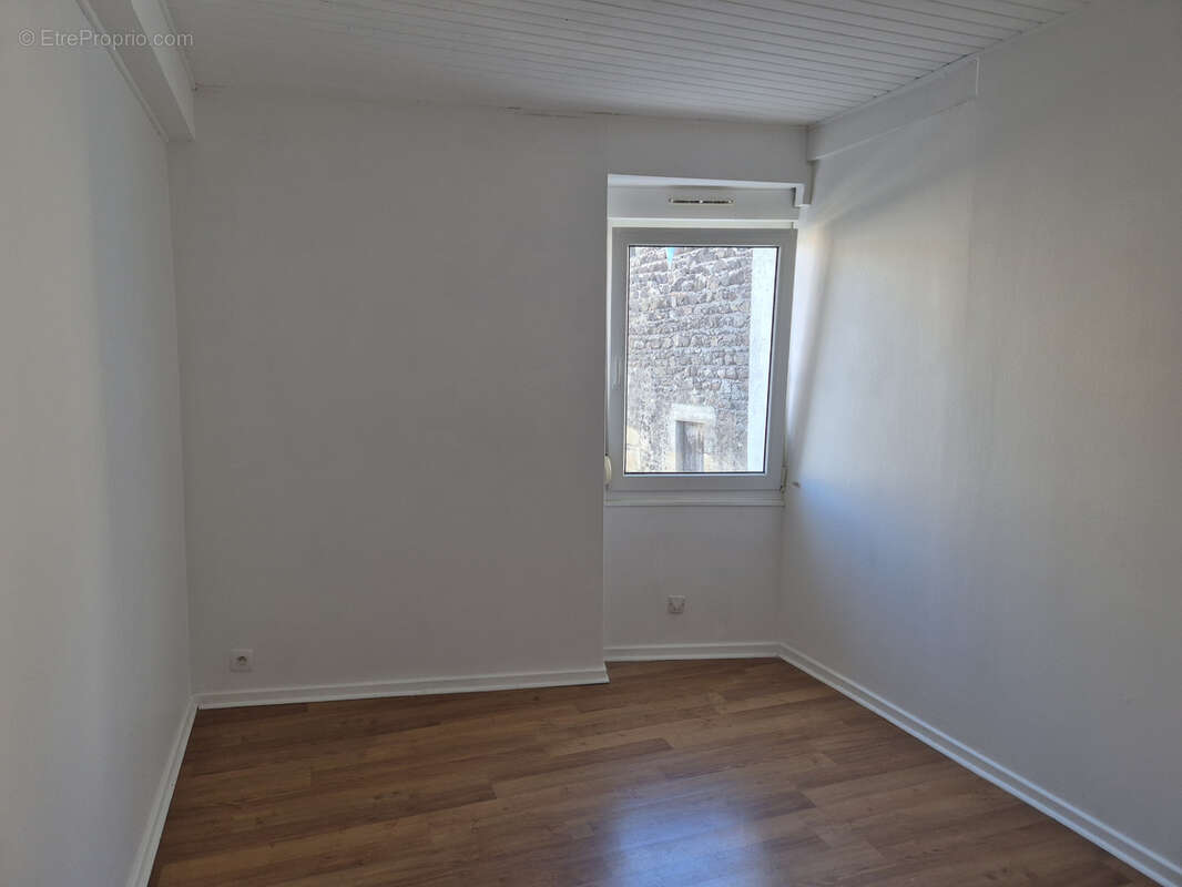 Maison à VEYRE-MONTON