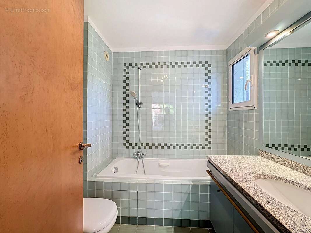 EXCLUSIVITÉ: ANTIBES – Ilette – 77 m2 + terrasse - photo 14