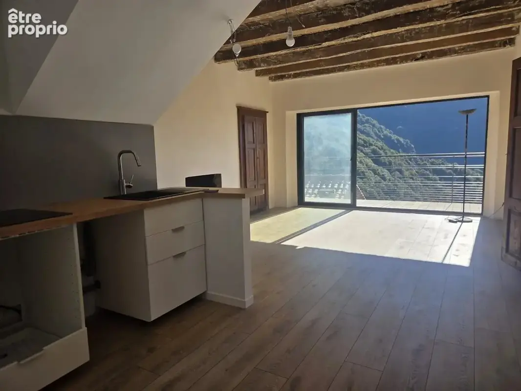 Maison de caractère en pierre   3 appartements   Panorama ex - photo 3