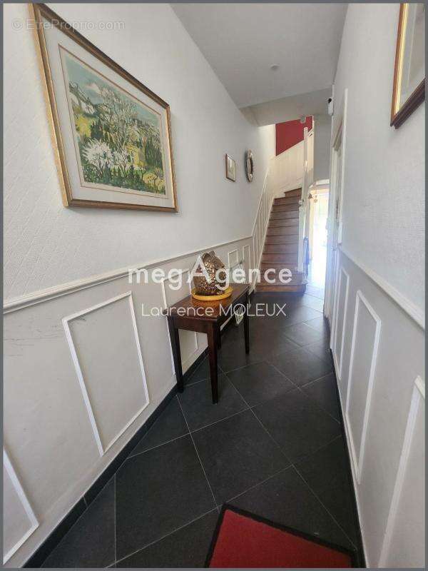 Maison 7 pièces - 245m2 - photo 4