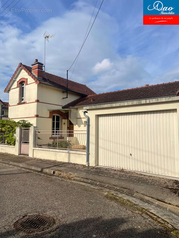 Maison à SAINTE-SAVINE