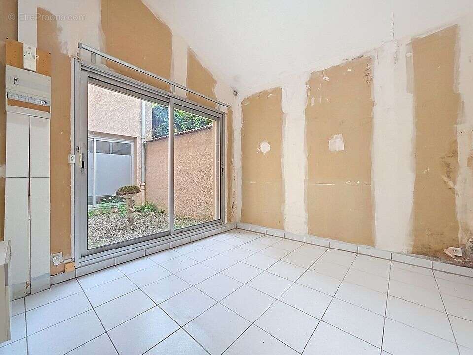 Appartement - 1 Chambre - Terrasse - Une Place de parking privative - Au cœur du village - photo 20