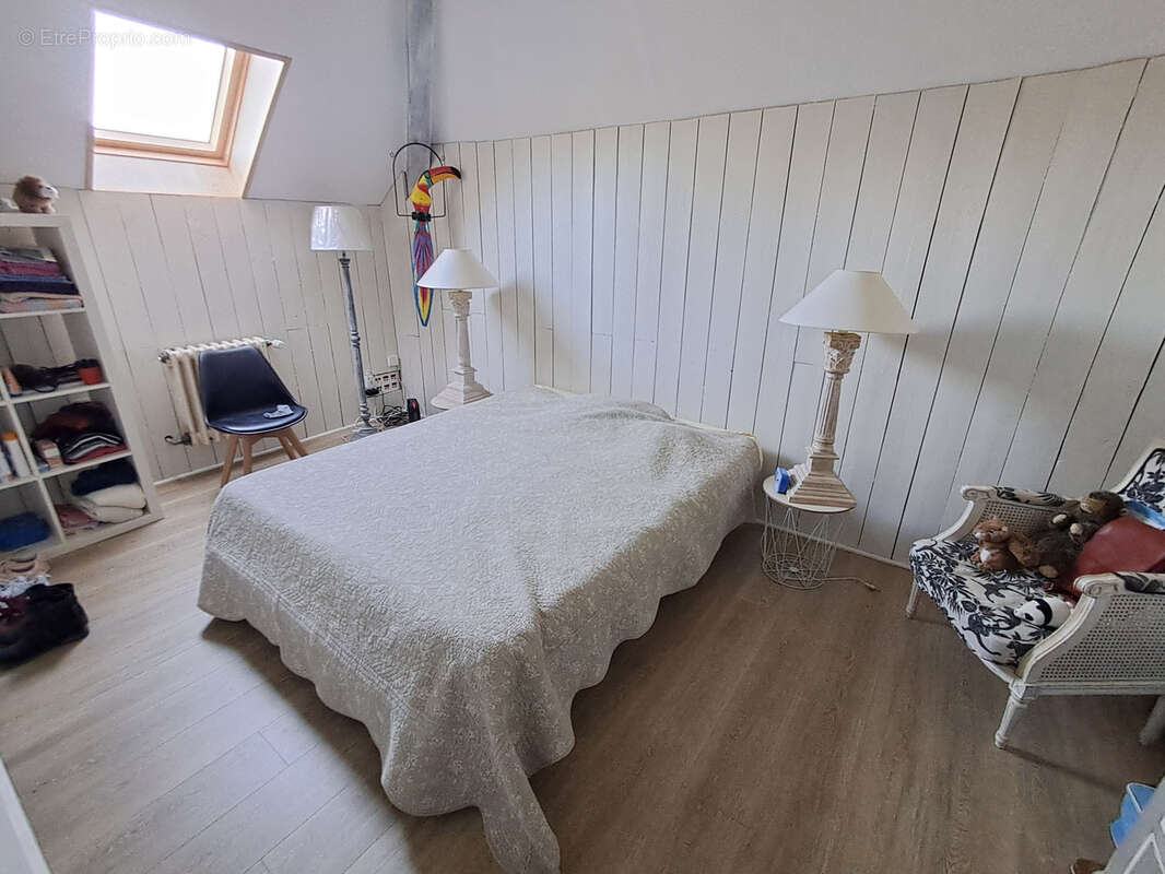 Maison à VILLIERS-CHARLEMAGNE