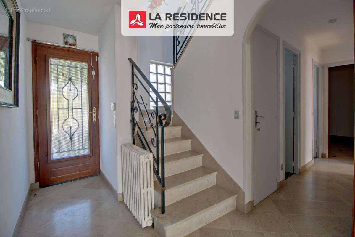 Maison 153 m² à Gaillon  - photo 2