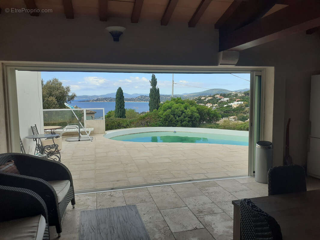 Maison à LES ISSAMBRES