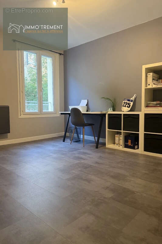 Appartement à SAINT-JUST-SAINT-RAMBERT