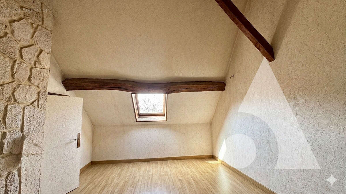 Maison à CREPY-EN-VALOIS