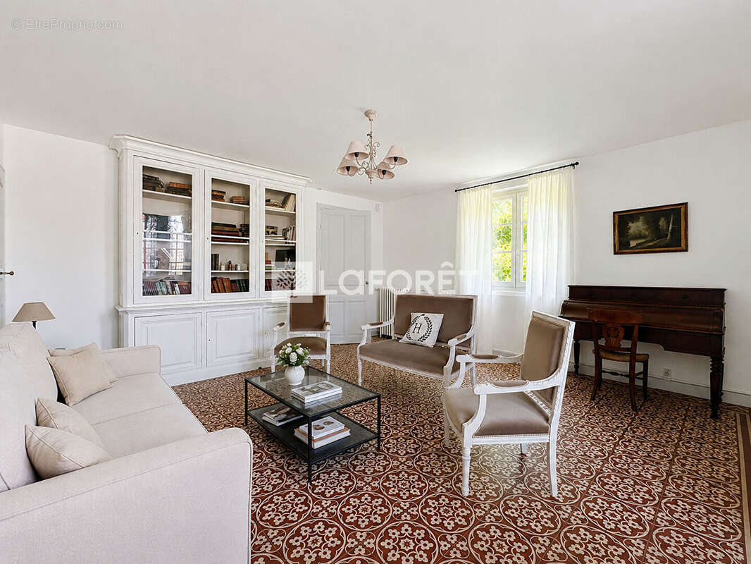 Maison Bourgeoise 10 pièces - photo 5