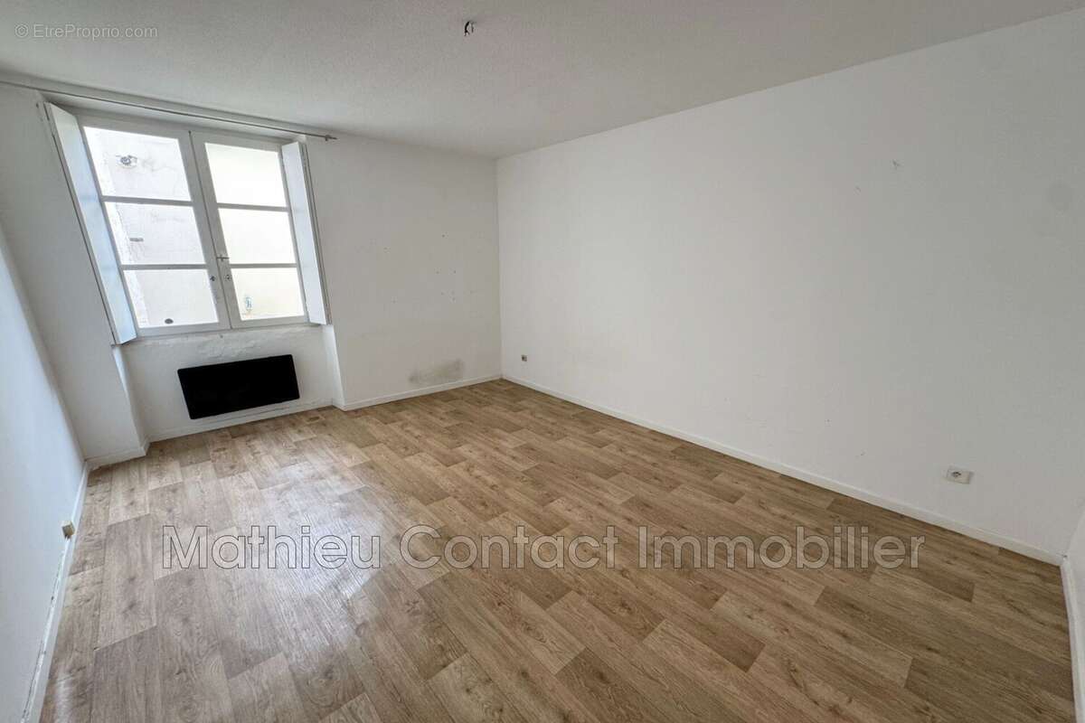 Appartement à NIMES