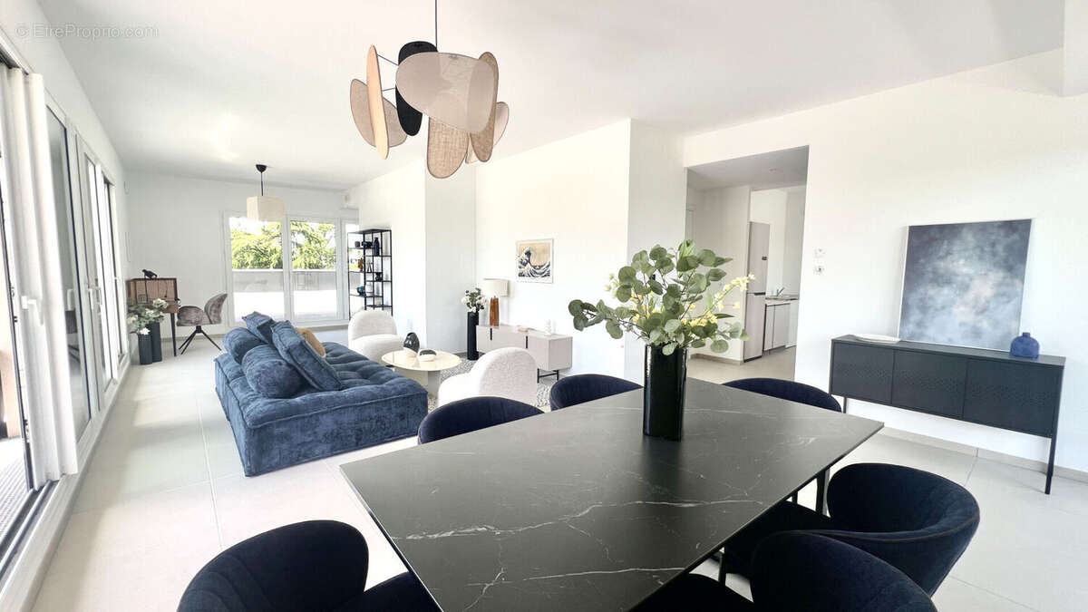 Appartement T4 Duplex - 125m2 - Côte Pavée - photo 4