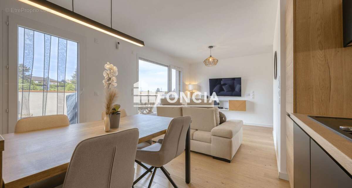 Appartement à MACHILLY