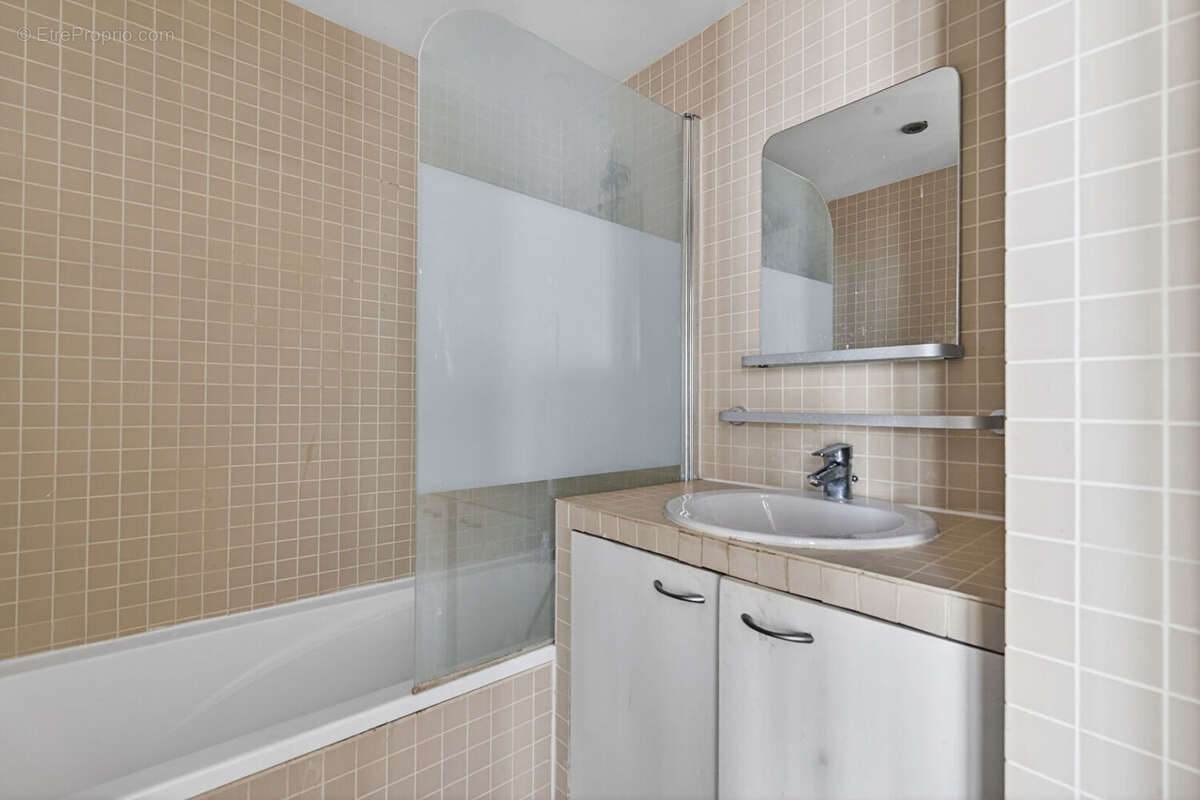 Appartement à PARIS-11E