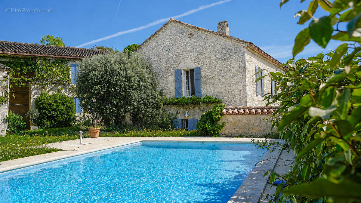 Maison à LACOUR