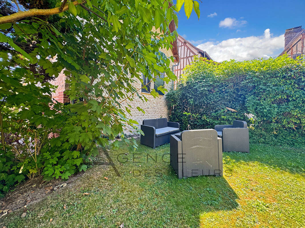 Maison à TOURVILLE-LA-RIVIERE