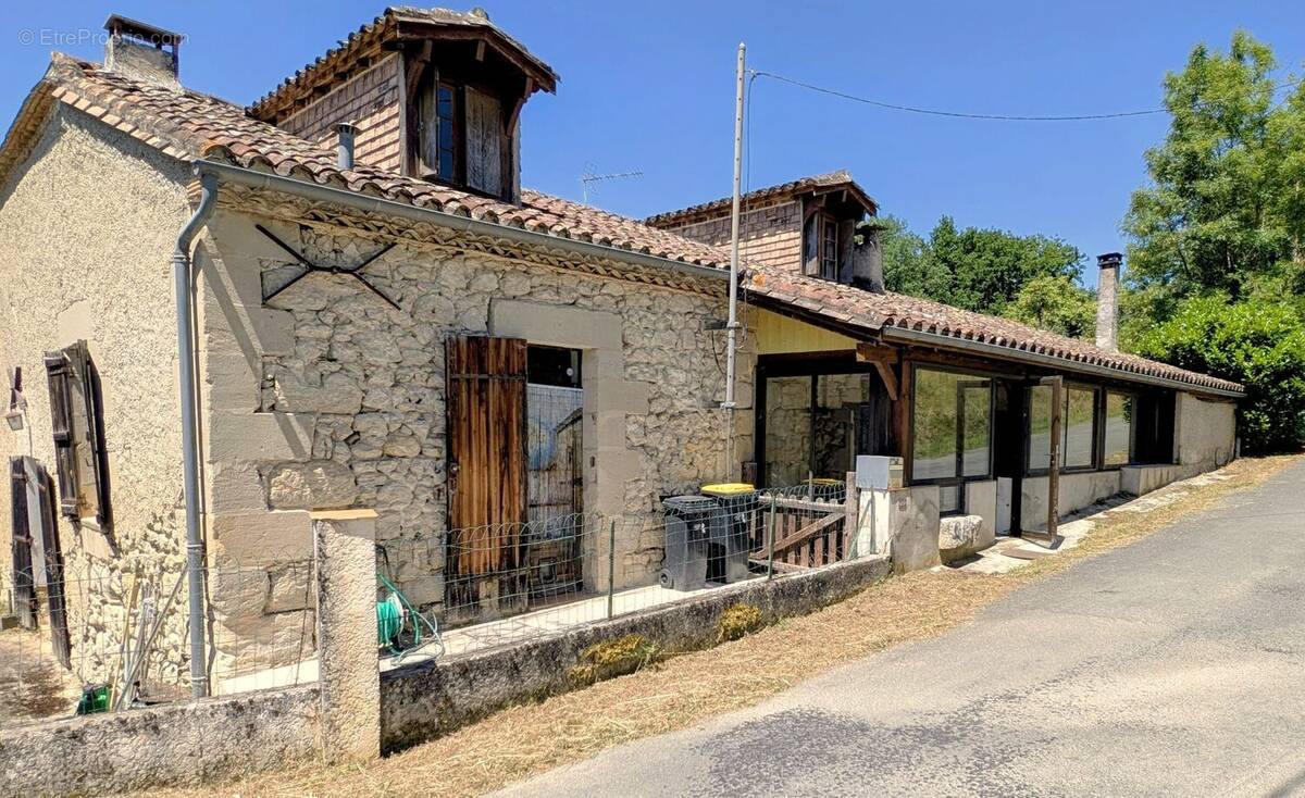 Maison à LAVERGNE
