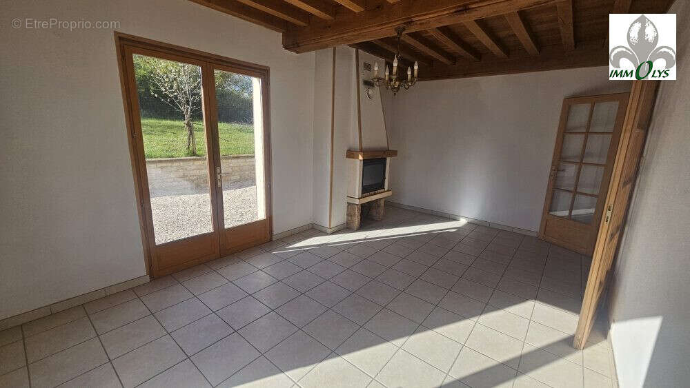 Maison à ARGILLY
