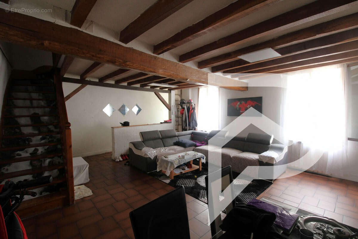 Maison à PONT-SAINTE-MAXENCE