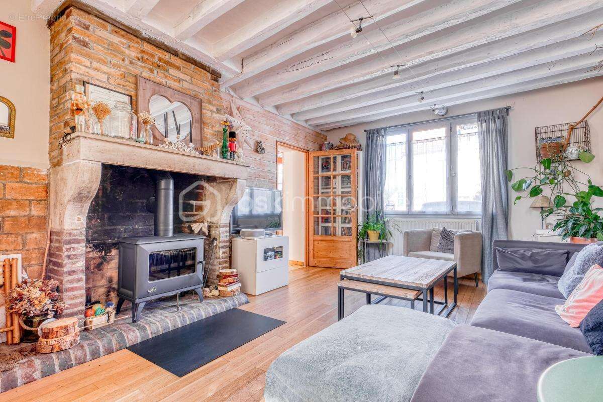 Ensemble immobilier : Maison, appartement et grange - photo 2