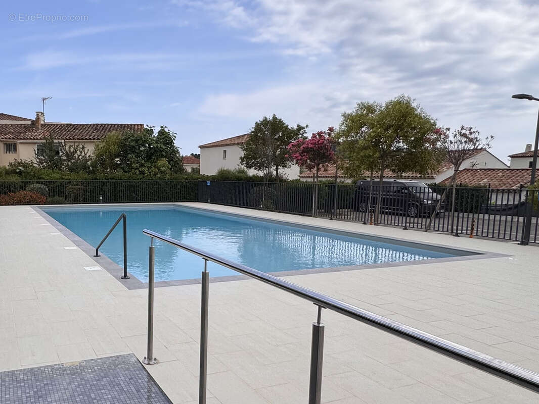 Appartement à SAINT-CYR-SUR-MER