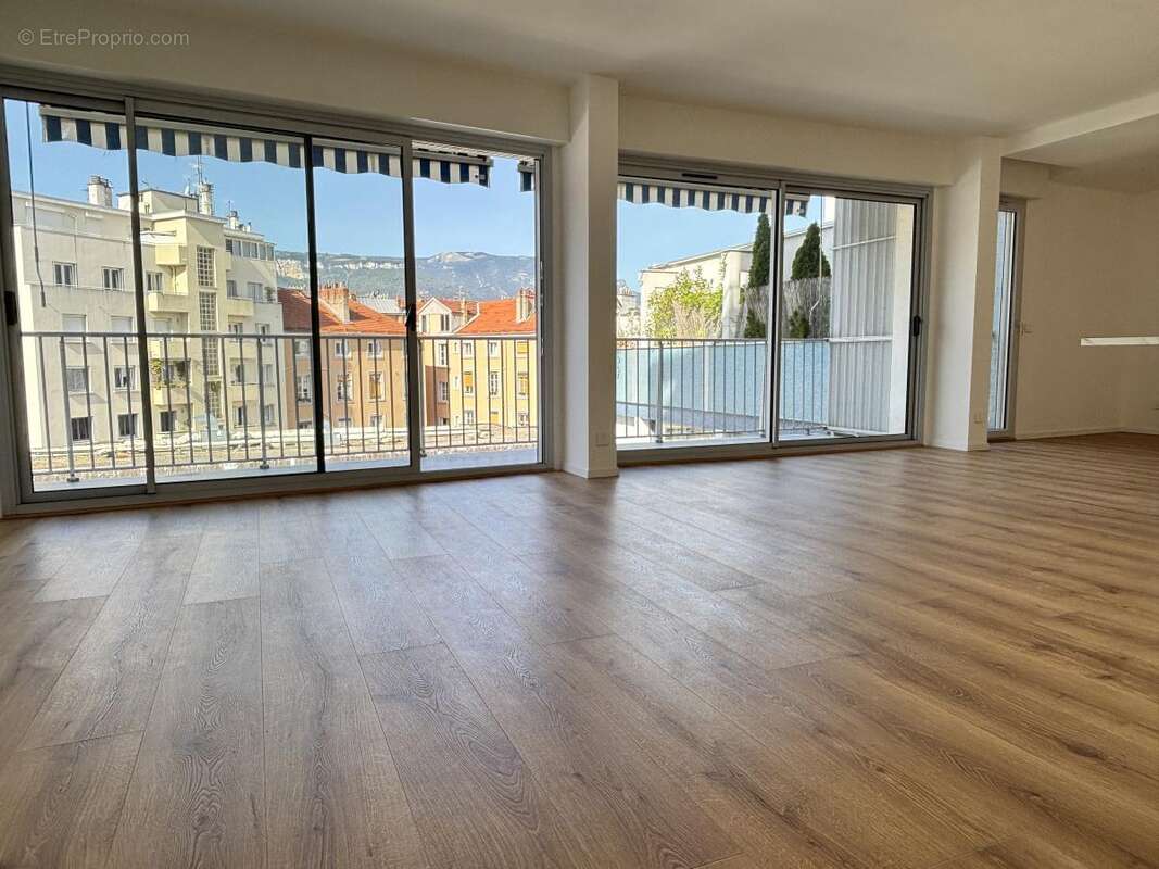 Appartement à GRENOBLE