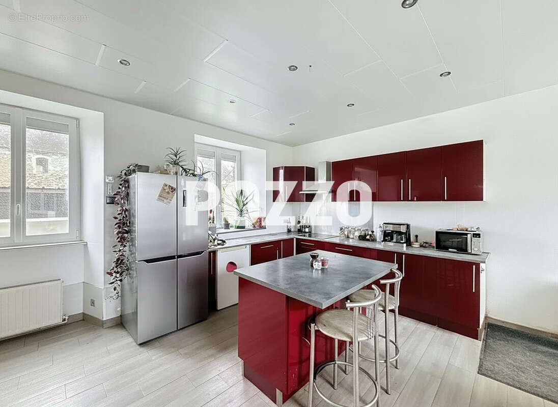 Maison à MONTFIQUET