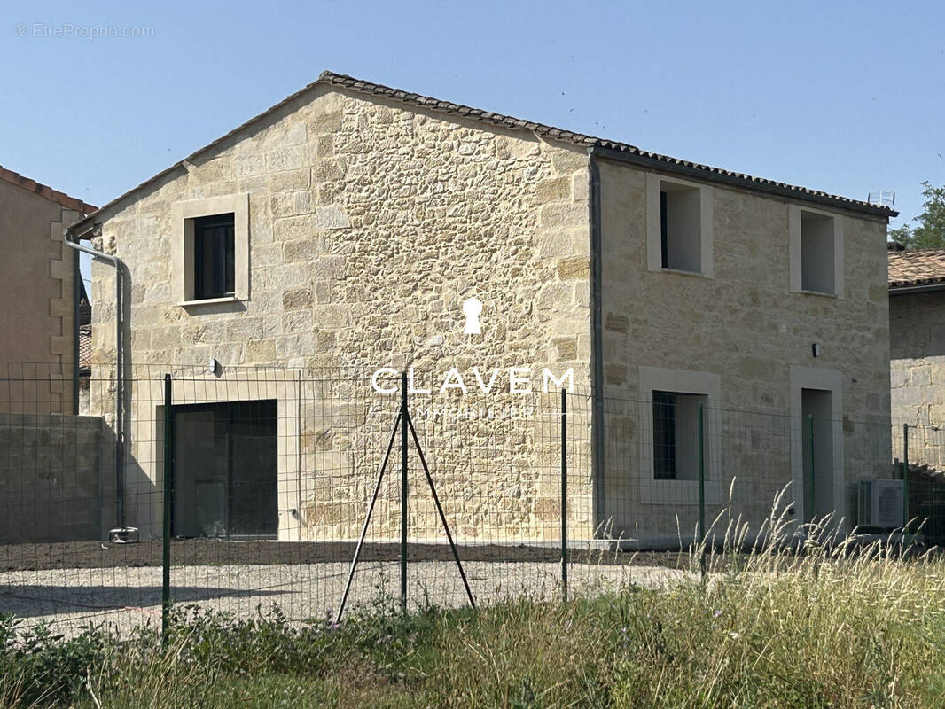 Maison à PEUJARD