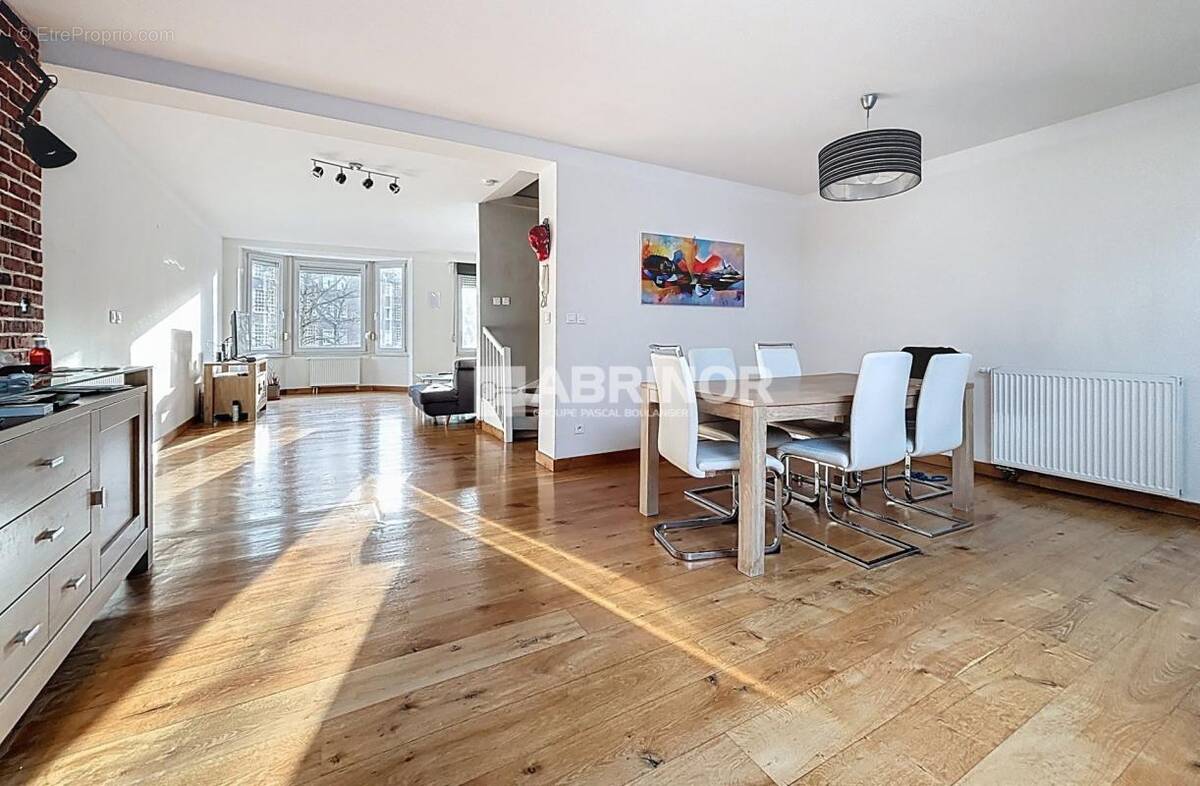 Appartement à MARCQ-EN-BAROEUL