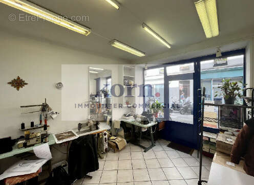 Commerce à PARIS-15E