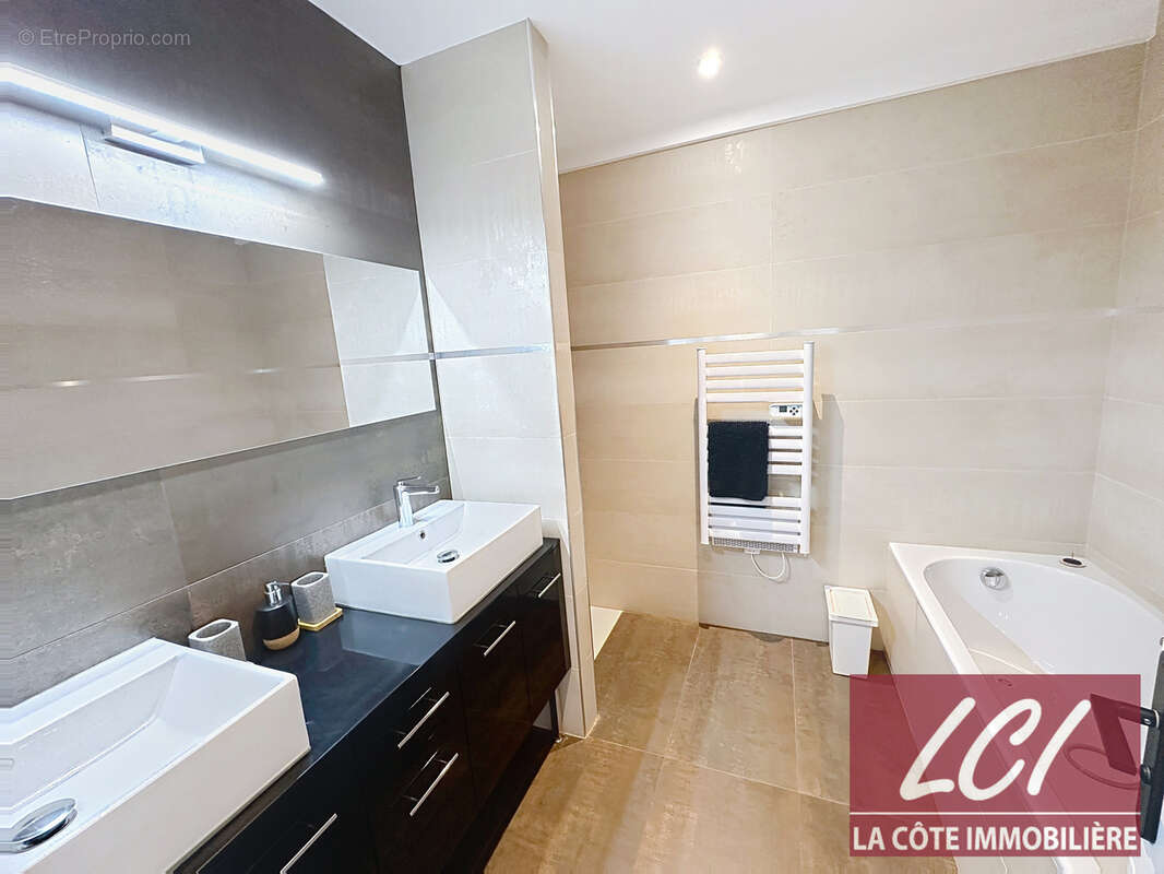 Maison à GUJAN-MESTRAS