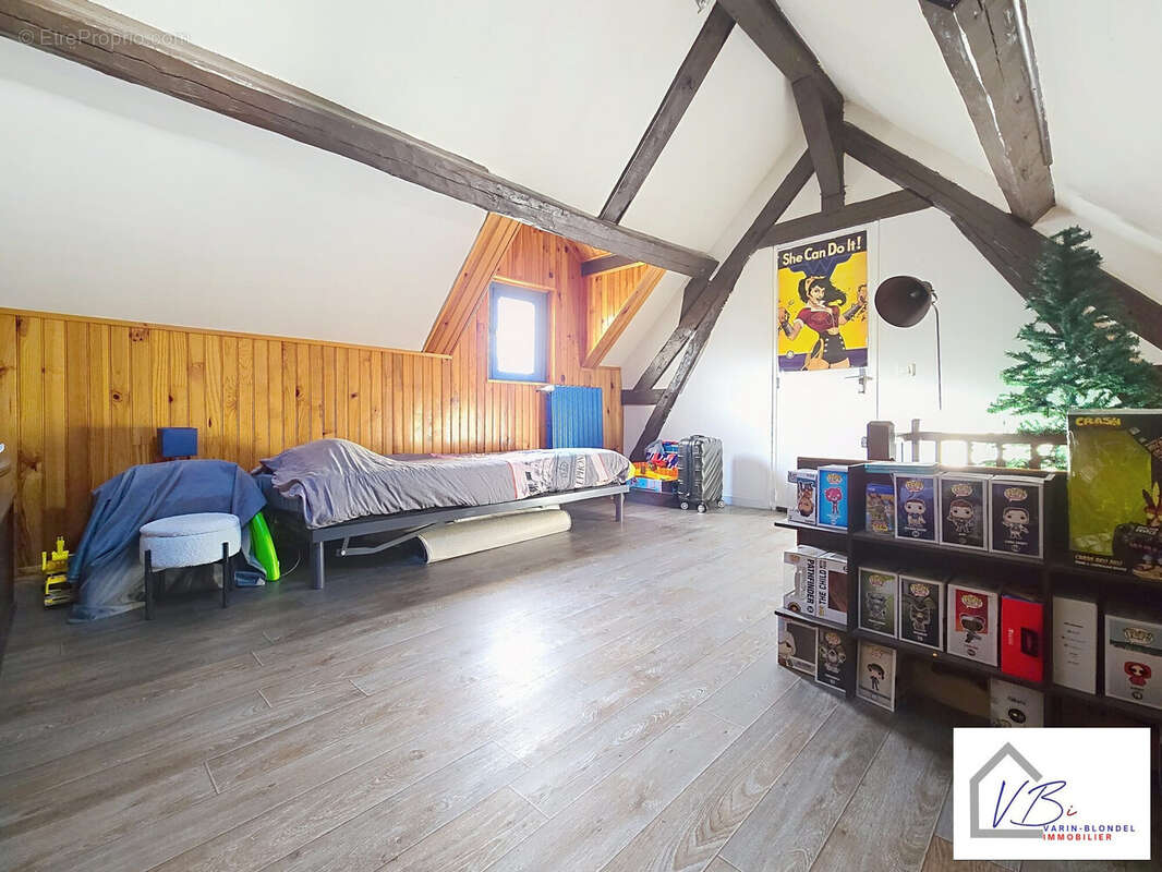 Maison à LILLEBONNE