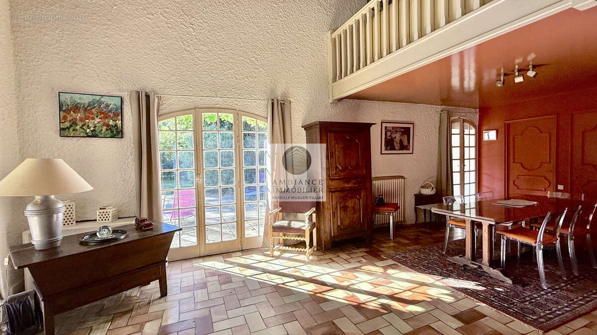 Maison en campagne dans un cadre verdoyant - photo 23