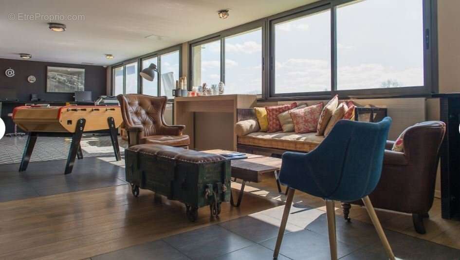 INVESTISSEMENT LOCATIF  SEINE-PORT  Résidence Affaires Châteauform - Les Berges de Seine - 7.89% de rentabilité - photo 11