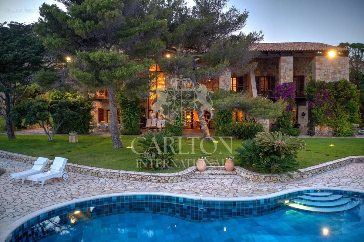 EXCLUSIVITÉ – Demeure Méditerranéenne avec accès privé à la mer - photo 10