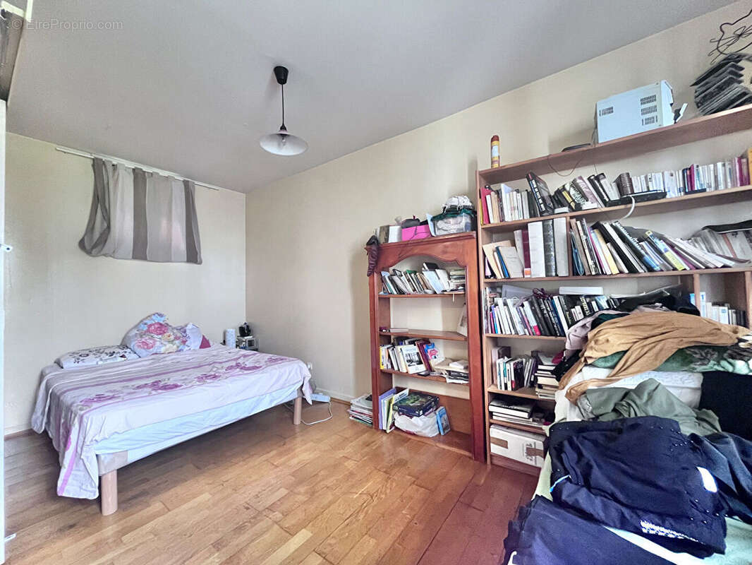Maison à PARIS-19E