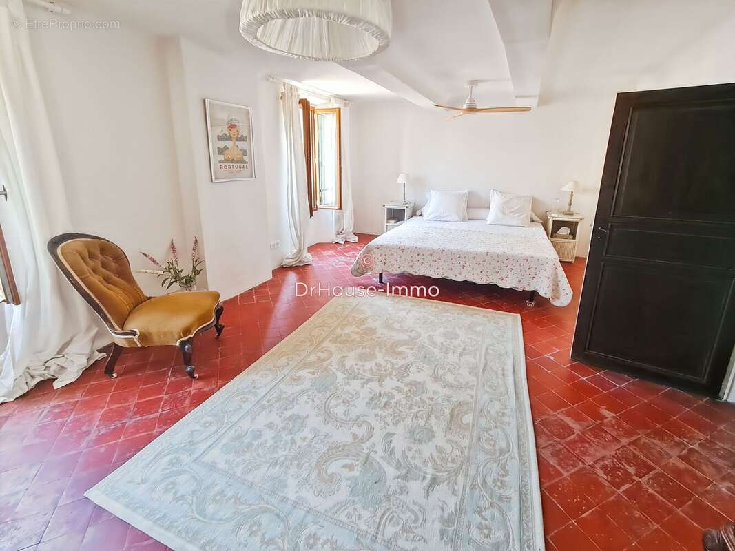 Maison à VILLENEUVE