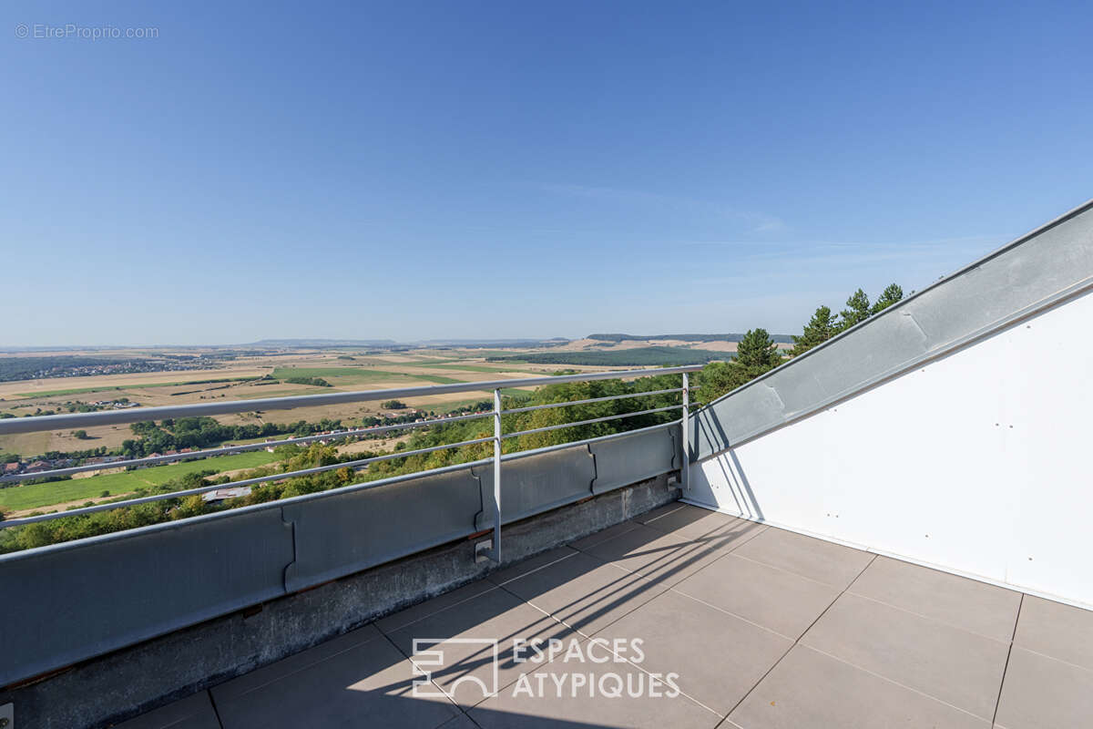 Maison au décor singulier et vue panoramique - photo 14