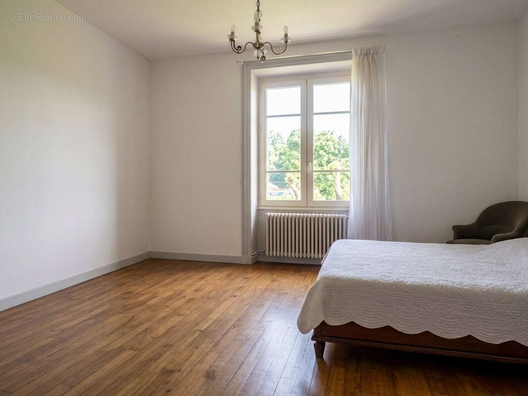 Maison à TREPT