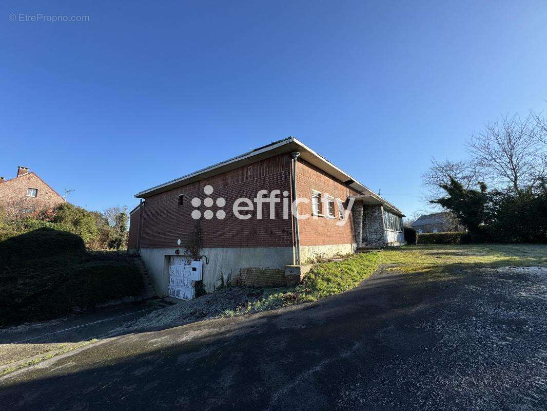 Commerce à CONDE-SUR-L&#039;ESCAUT